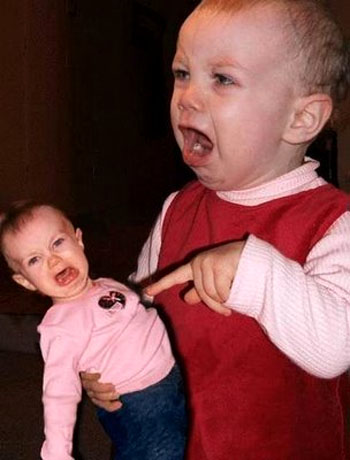 funny pictures of babies crying. Crying Baby Twins
