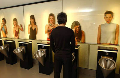 [Image: potty003.jpg]