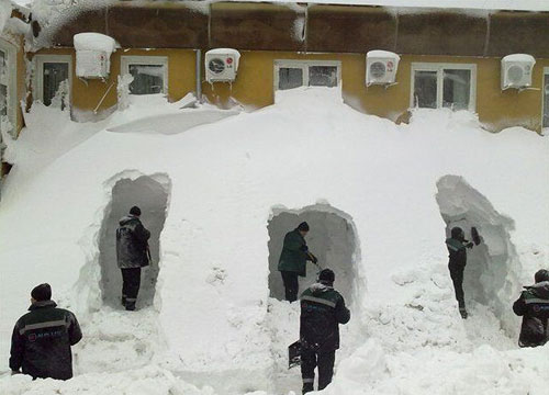 Digging Snow Tunnels