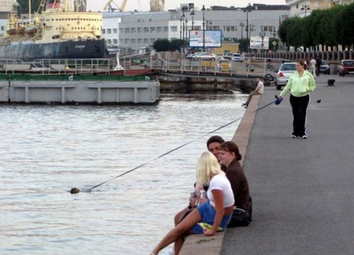 http://www.foundshit.com/pictures/animals/long-leash.jpg