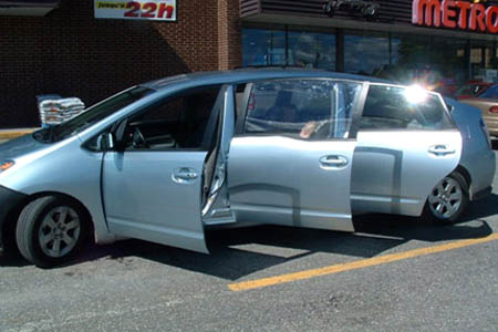 prius-limosine.jpg