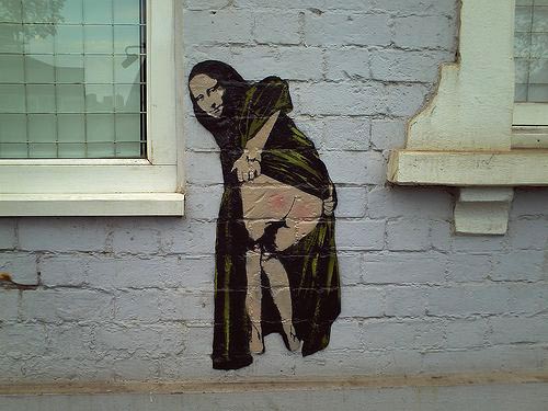 Nick Walker Stencil Graffiti | Mona Lisa Mooning