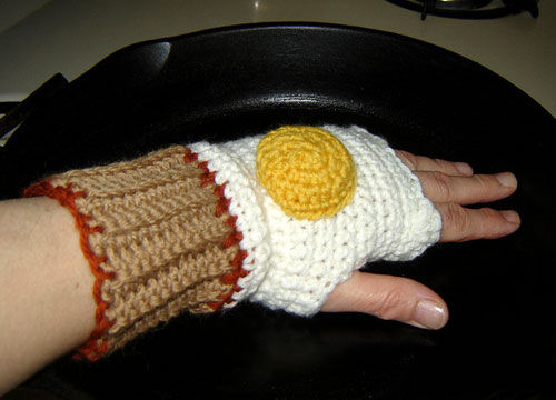 Egg Mittens