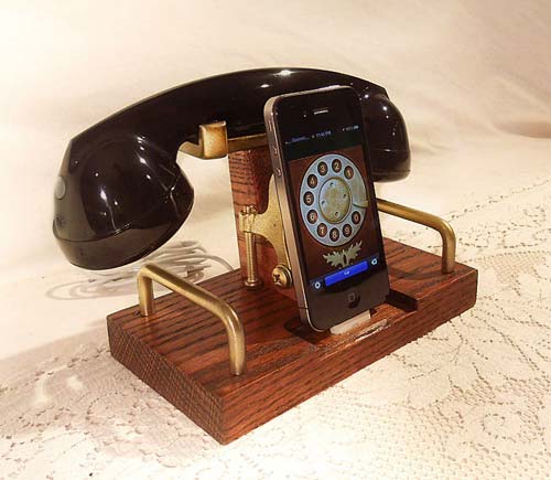 Vintage Handset iPhone Docking Station