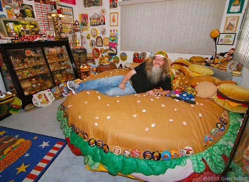 Hamburger Bed