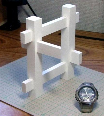 Wood Puzzle Illusion