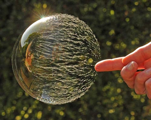 Popping Bubbles | High-Speed Still Photography