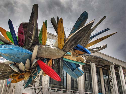 HDR in NYC | Boat Installation, Lincoln Center